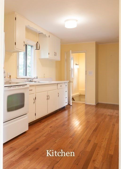 Interior, Kitchen, Pendant Lights, Wood Texture Flooring