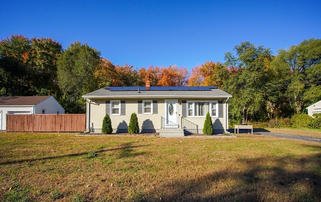 Backyard, Exterior, Facade, Solar Panels, Cape Cod
