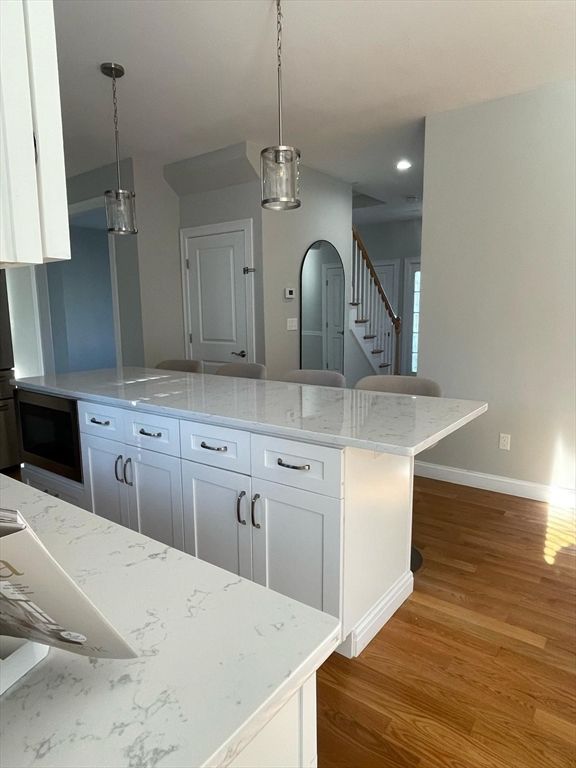 Interior, Kitchen, Pendant Lights, Recessed Lighting, Wood Texture Flooring