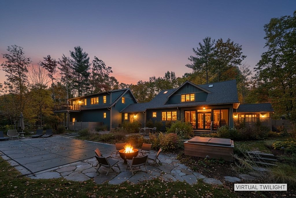 Backyard, Exterior, Hot Tub