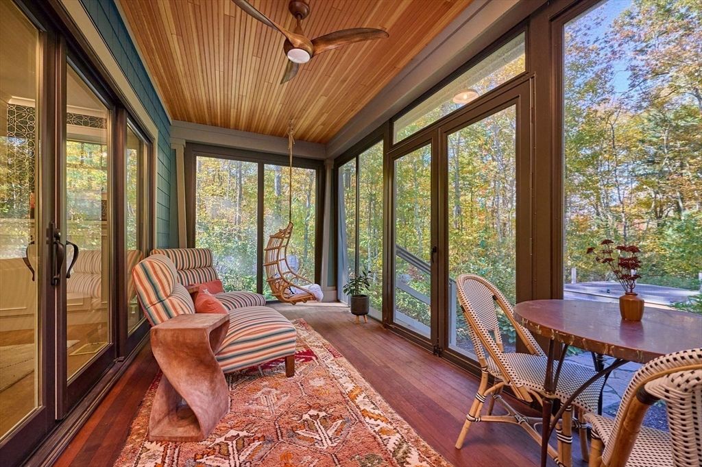 Interior, Sun Room, Wooden Ceilings, Wood Texture Flooring