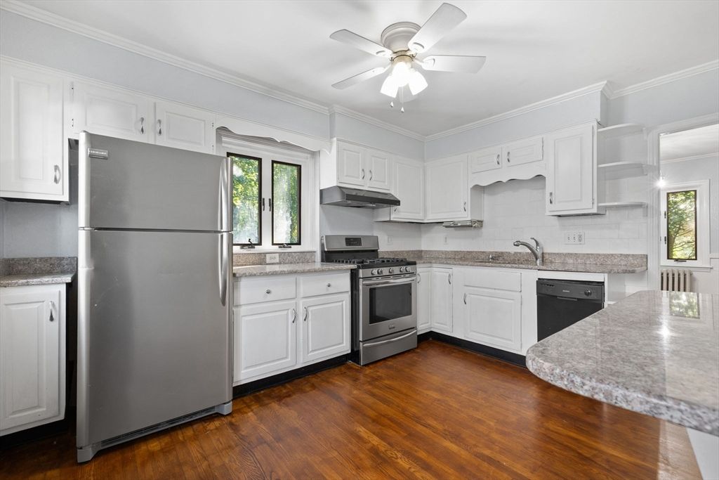 Interior, Kitchen, Wood Texture Flooring