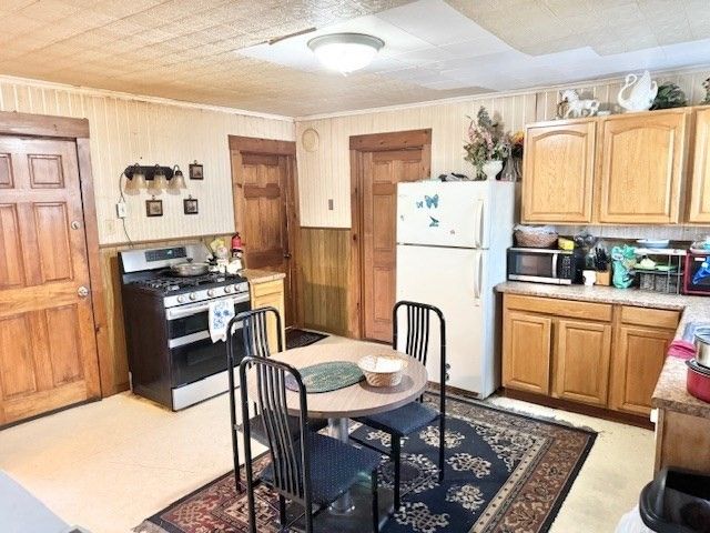 Dining room, Interior, Kitchen