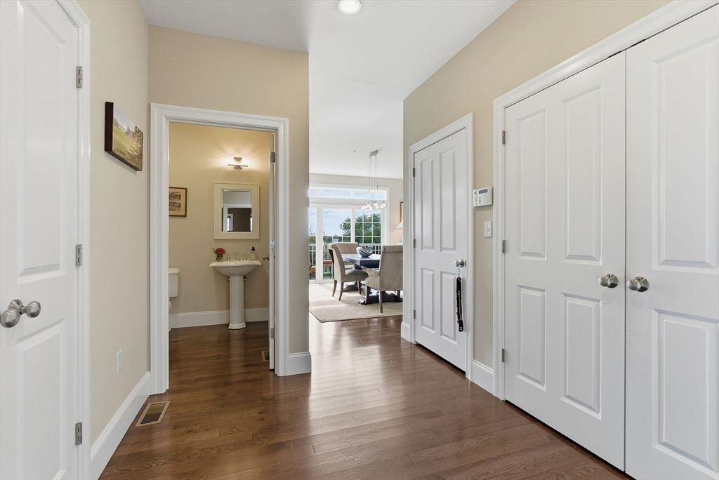 Bathroom, Chandelier, Dining room, Interior, Pendant Lights, Recessed Lighting, Wood Texture Flooring