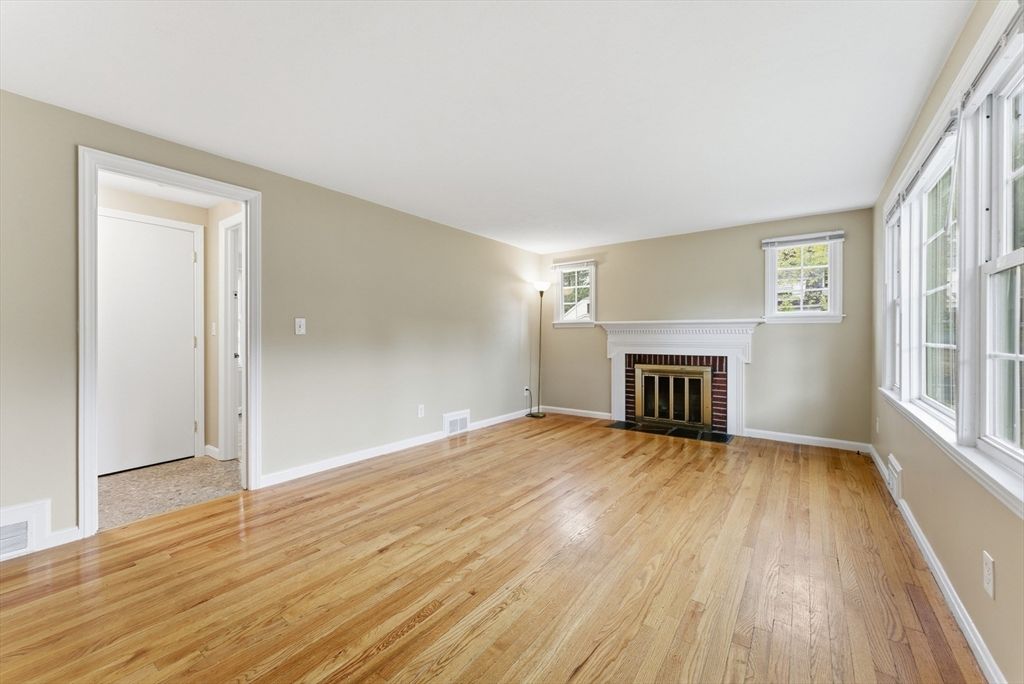Empty room, Fireplace, Interior, Wood Texture Flooring