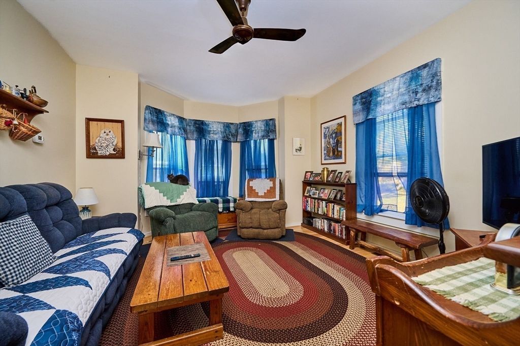 Interior, Living room