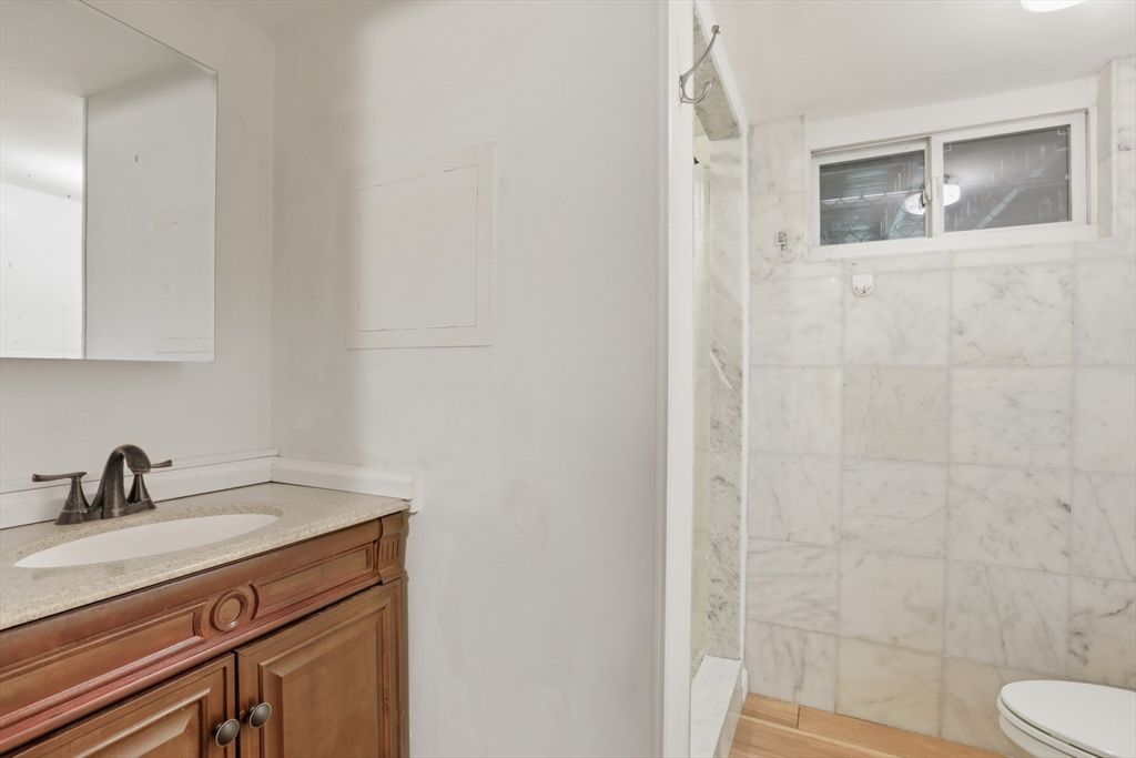 Bathroom, Interior, Marble Walls