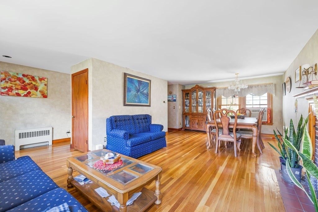 Chandelier, Dining room, Interior, Living room, Wood Texture Flooring