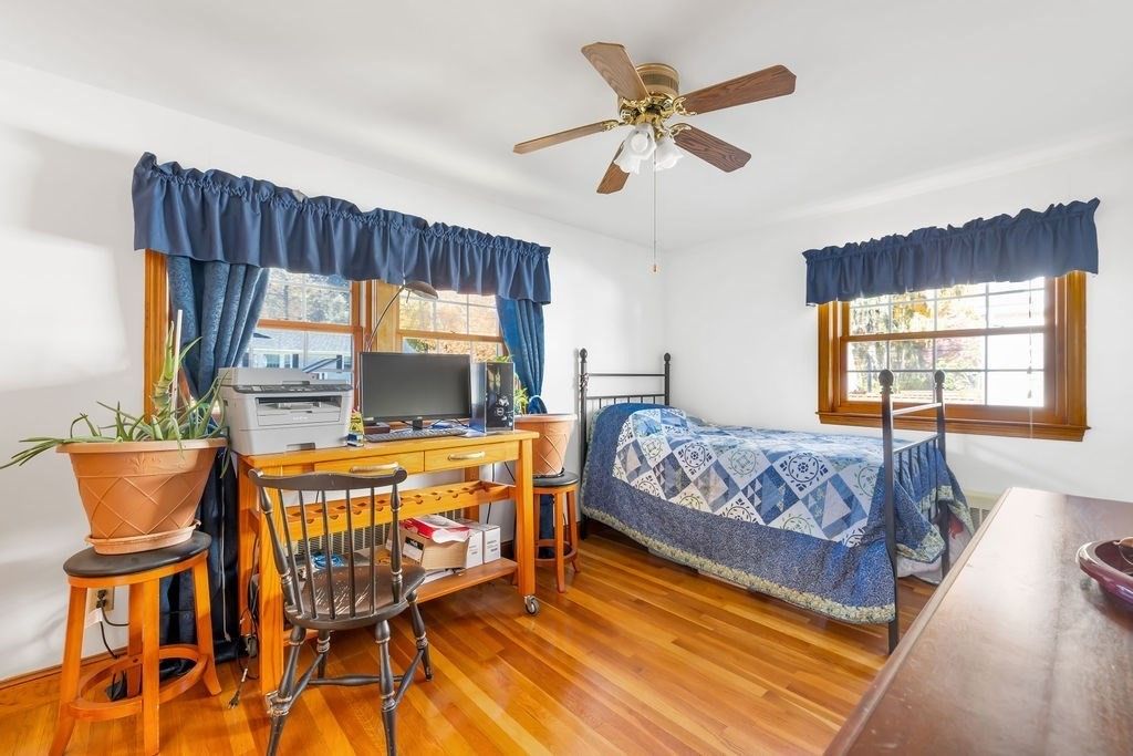 Bedroom, Home Office, Interior, Wood Texture Flooring