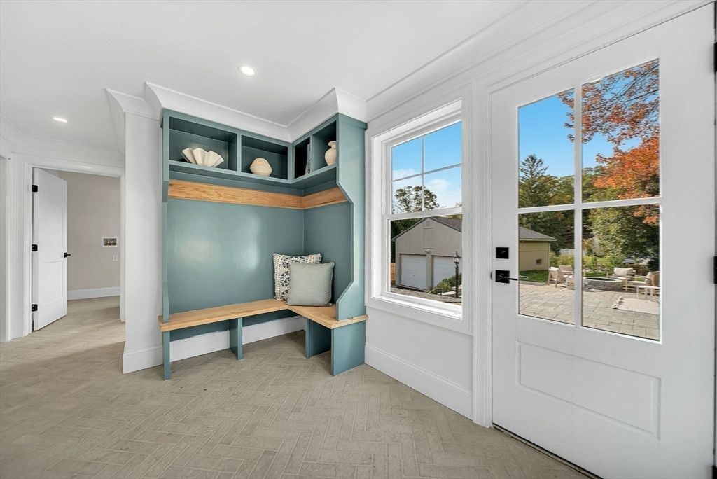 Interior, Recessed Lighting