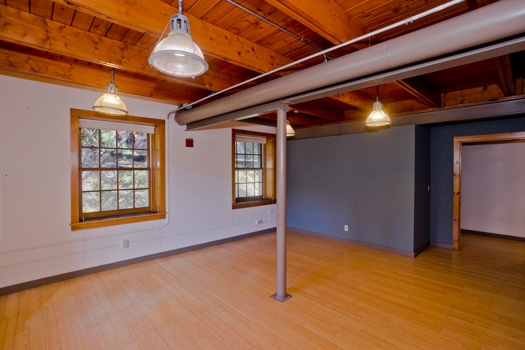 Empty room, Interior, Pendant Lights, Wooden Beams, Wooden Ceilings, Wood Texture Flooring