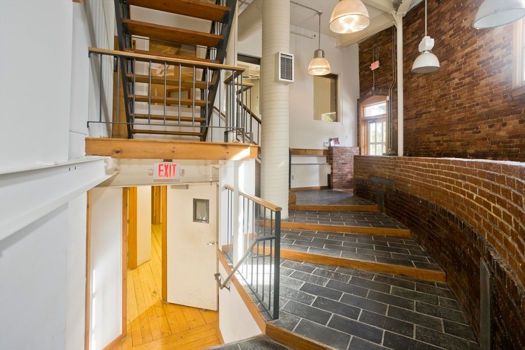 Interior, Pendant Lights, Stone Walls