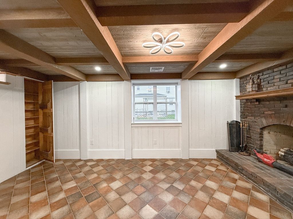 Empty room, Fireplace, Interior, Recessed Lighting, Wooden Beams, Wooden Ceilings