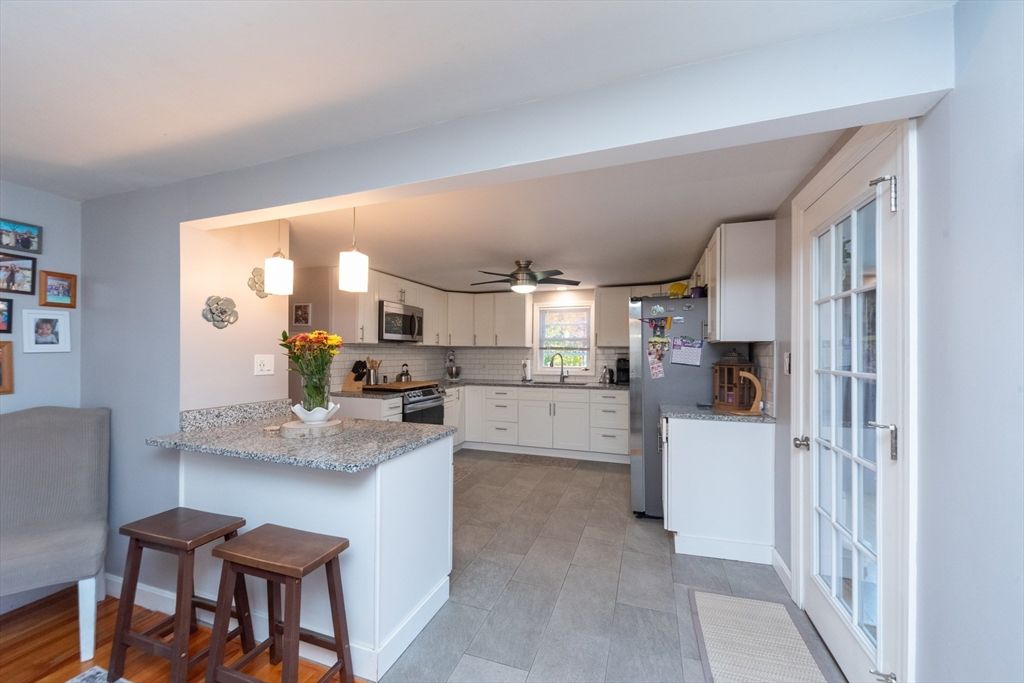 Interior, Kitchen, Pendant Lights