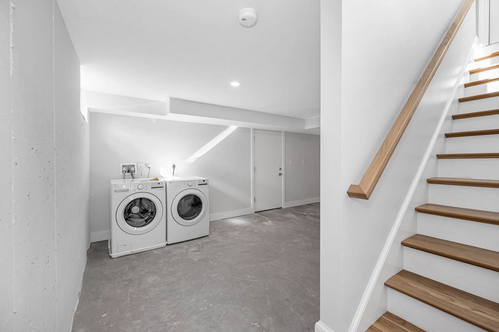 Interior, Recessed Lighting, Washer