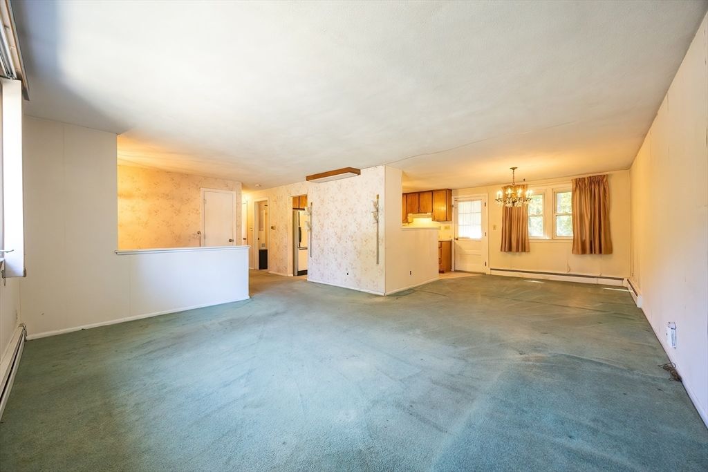 Chandelier, Empty room, Interior