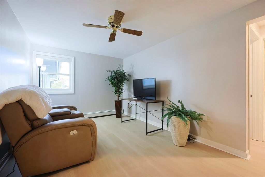 Home Theatre Room, Interior, Wood Texture Flooring