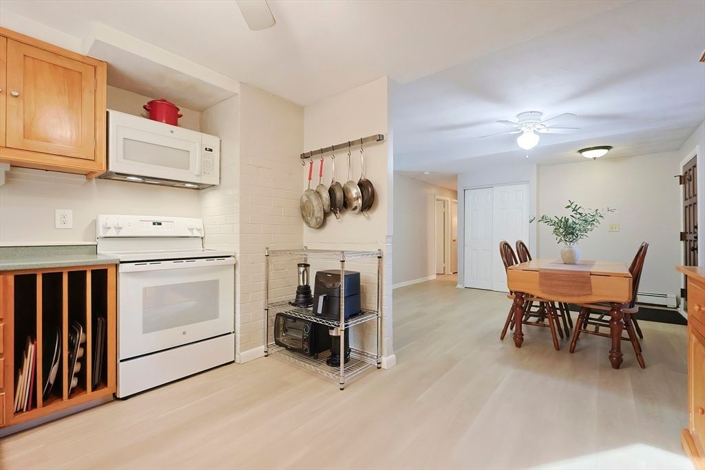 Dining room, Interior, Kitchen, Wood Texture Flooring