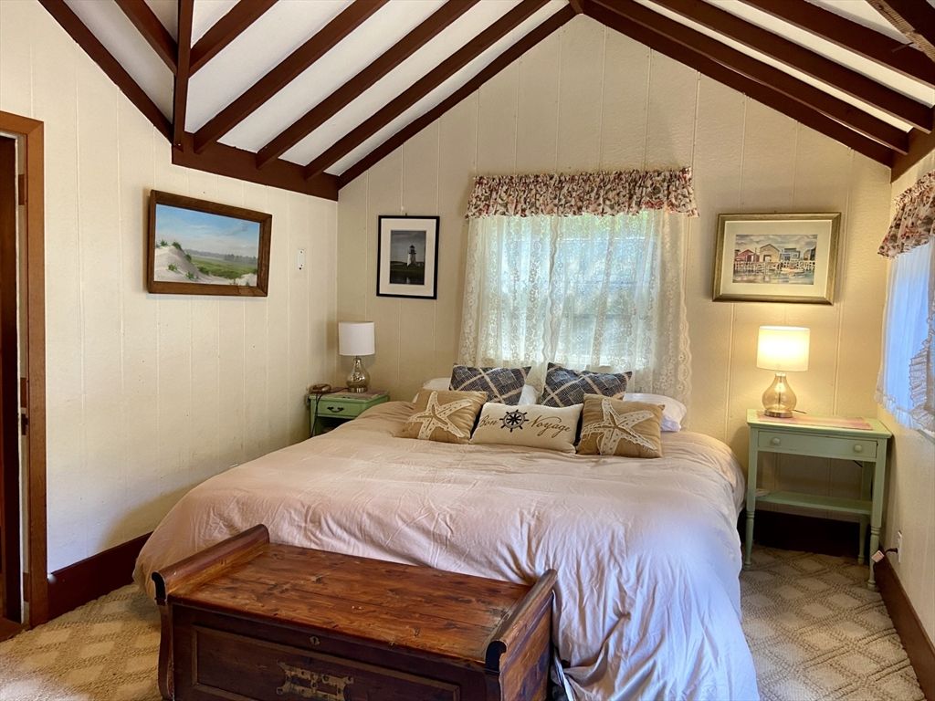 Bedroom, Interior, Wooden Beams