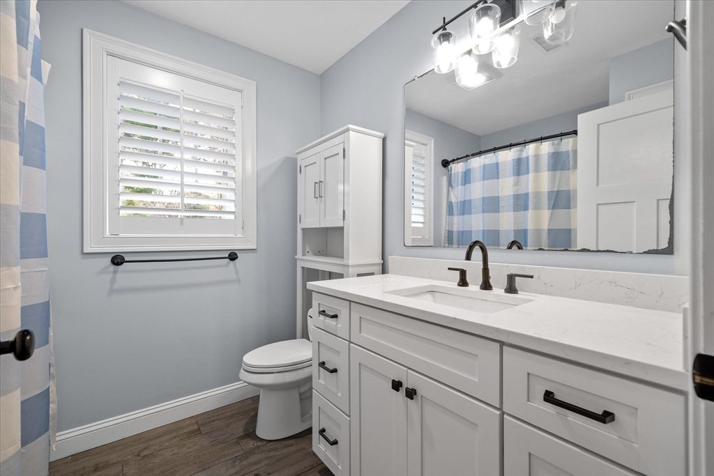 Bathroom, Interior, Wood Texture Flooring
