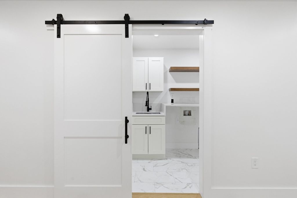 Interior, Marble, Recessed Lighting