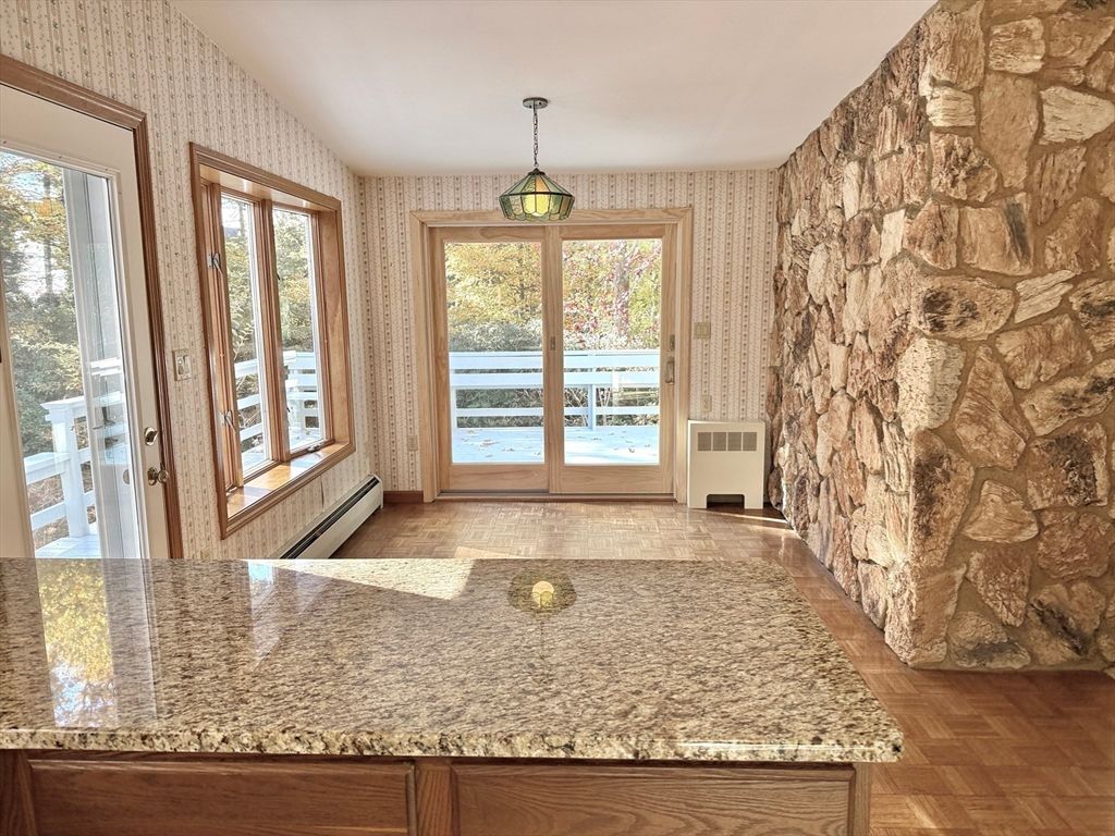 Interior, Pendant Lights, Stone Walls, Wood Texture Flooring
