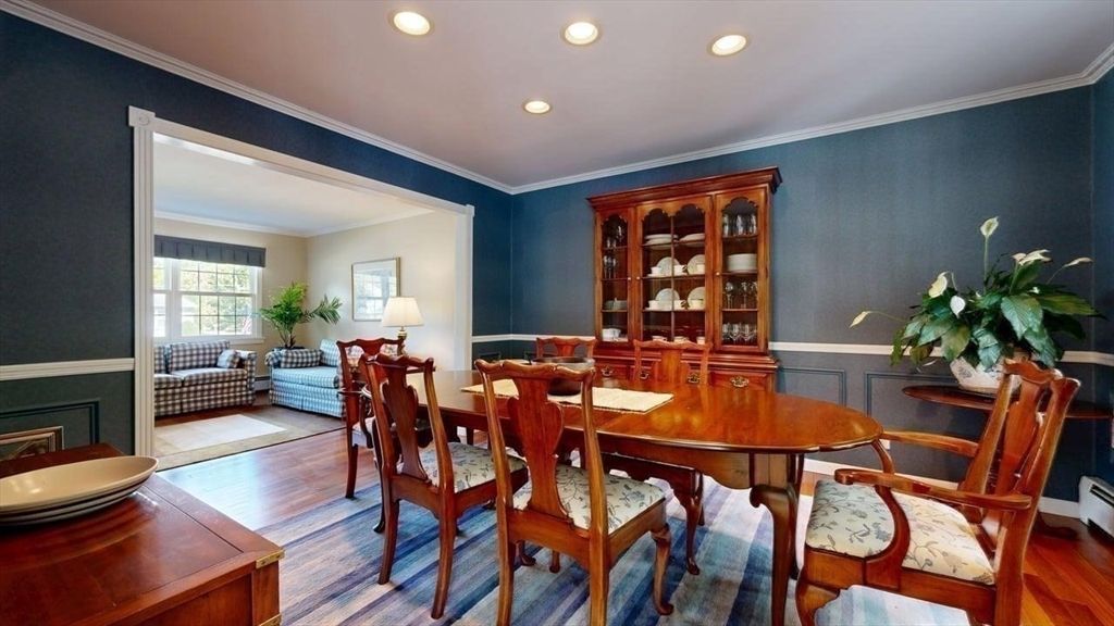 Dining room, Interior, Recessed Lighting, Wood Texture Flooring