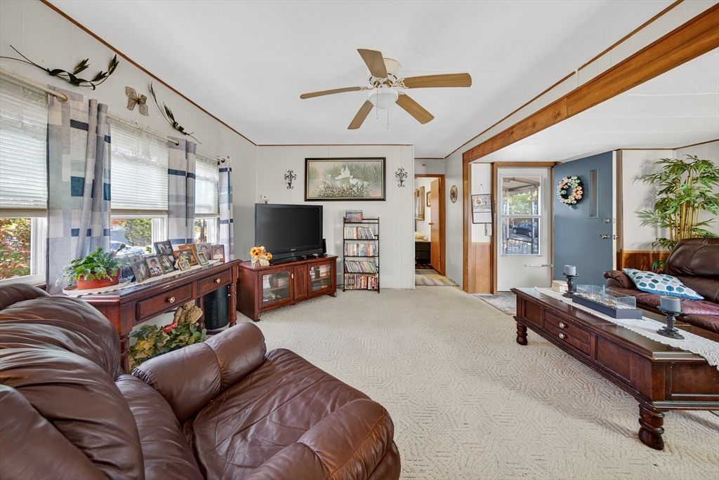 Interior, Living room