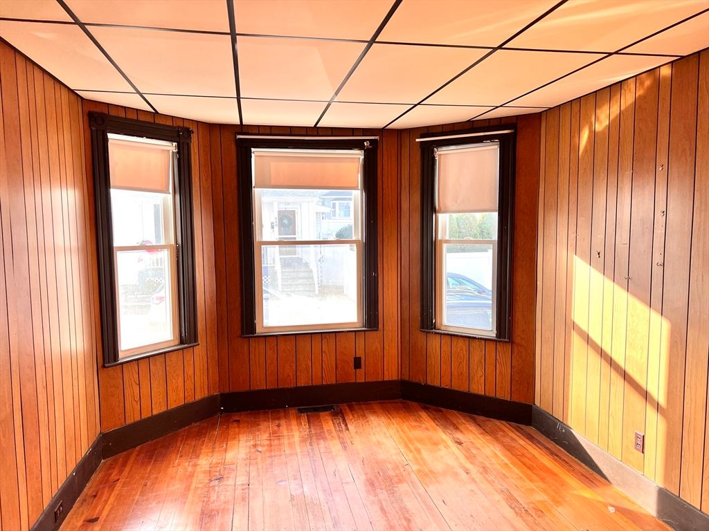 Empty room, Interior, Wood Texture Flooring, Wooden Walls