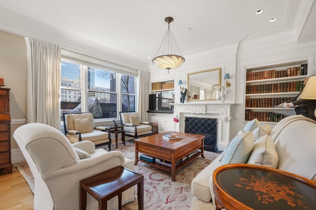 Fireplace, Interior, Living room, Pendant Lights, Recessed Lighting, Wood Texture Flooring