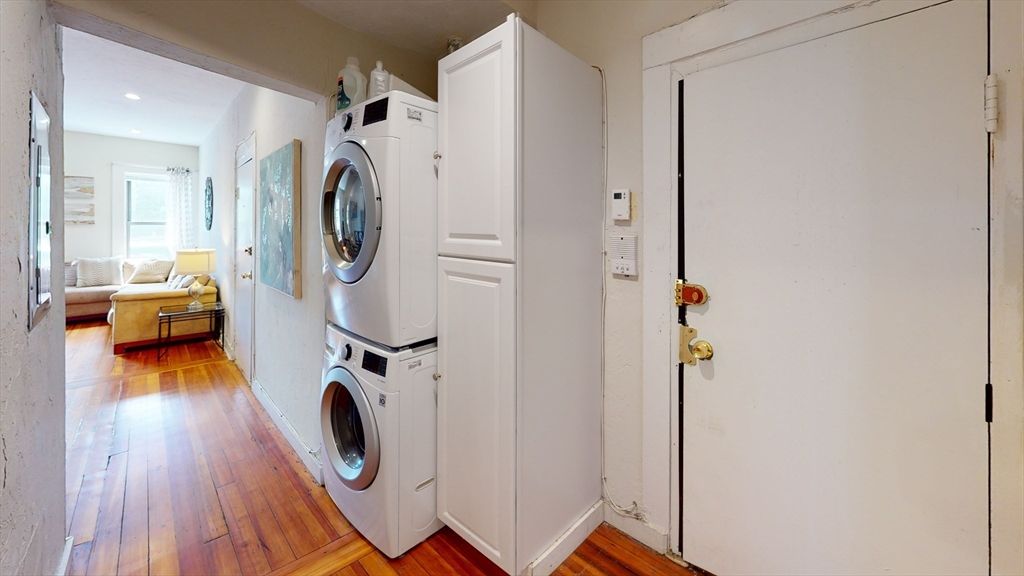 Interior, Recessed Lighting, Utility Closets, Washer, Wood Texture Flooring