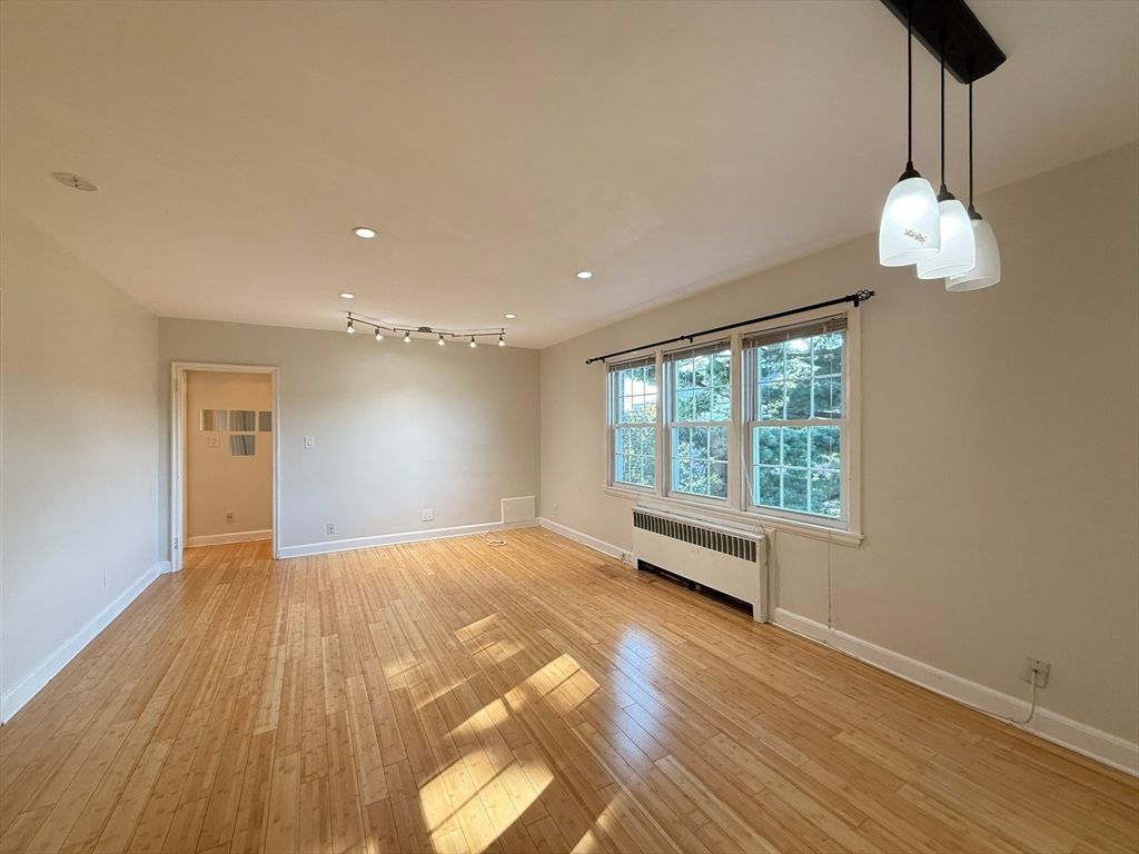 Empty room, Interior, Pendant Lights, Recessed Lighting, Wood Texture Flooring