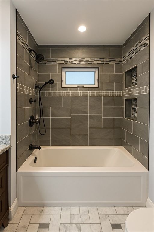 Bathroom, Interior, Recessed Lighting