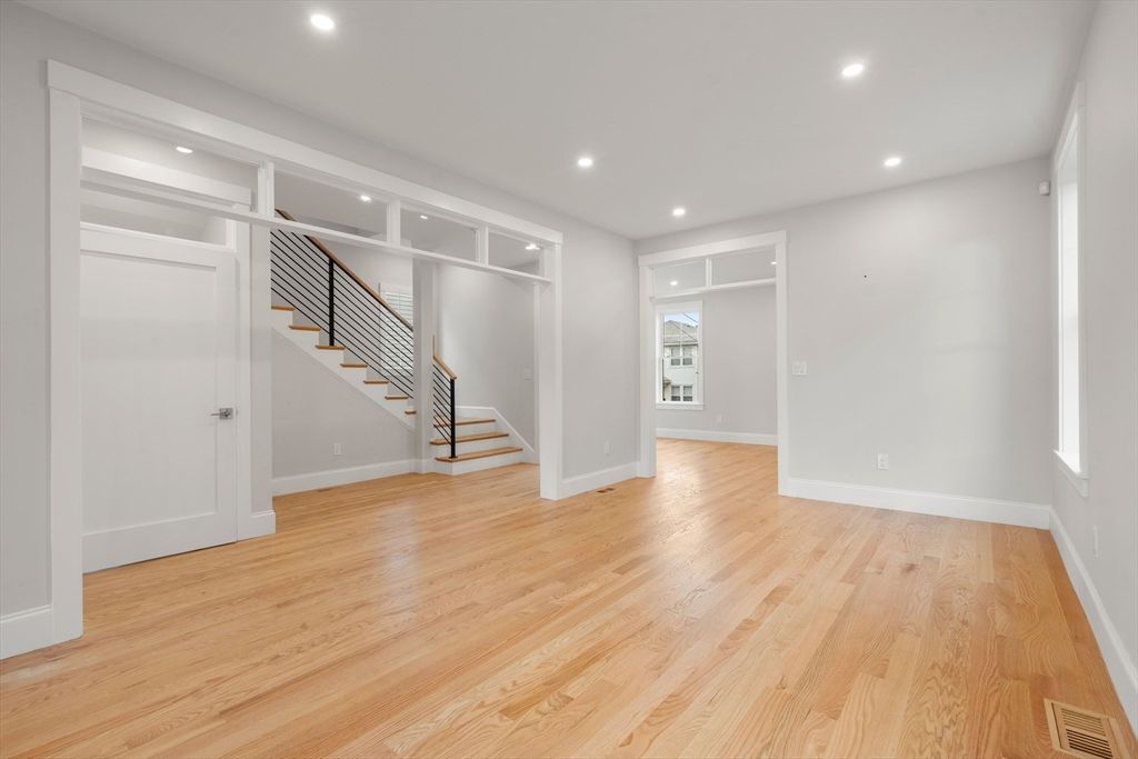 Empty room, Interior, Recessed Lighting, Wood Texture Flooring