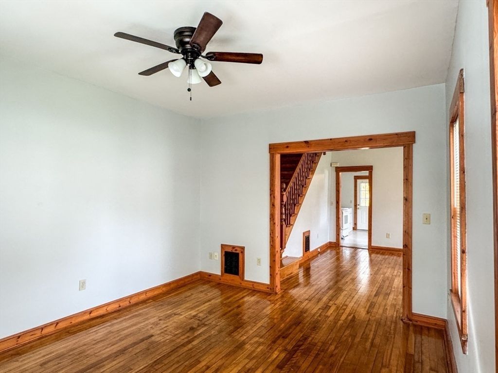 Empty room, Interior, Wood Texture Flooring