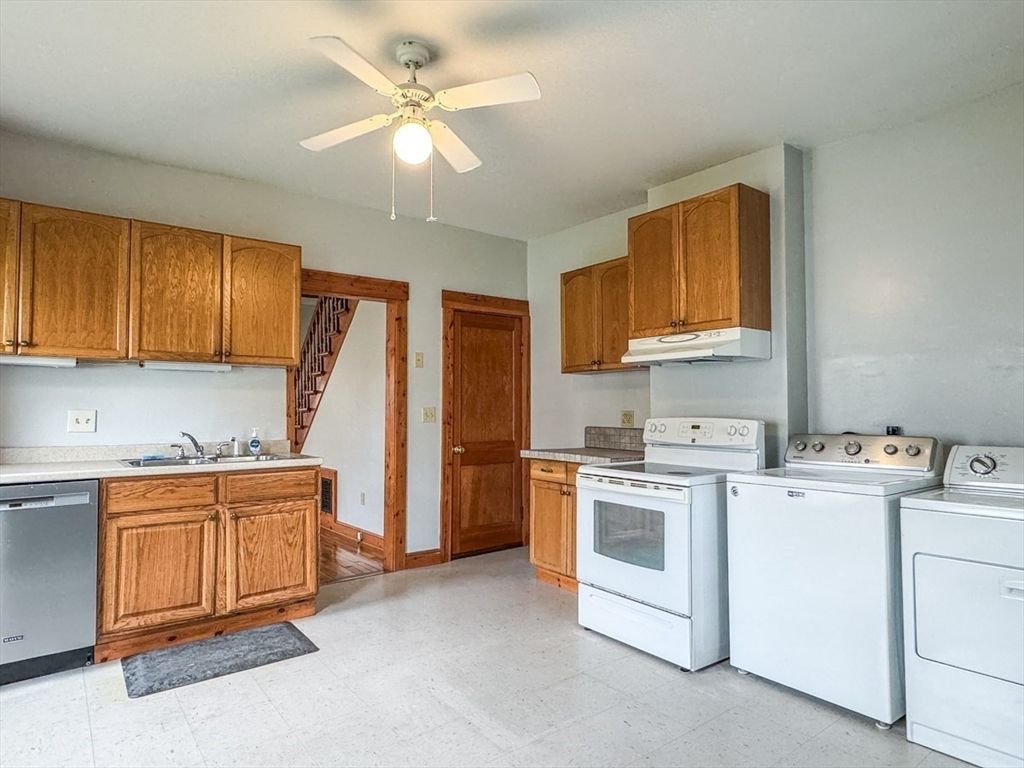 Interior, Kitchen, Washer