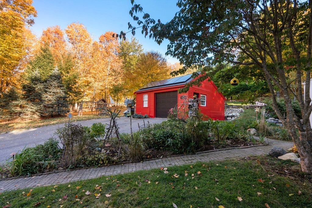 Backyard, Detached Garage, Exterior, Solar Panels