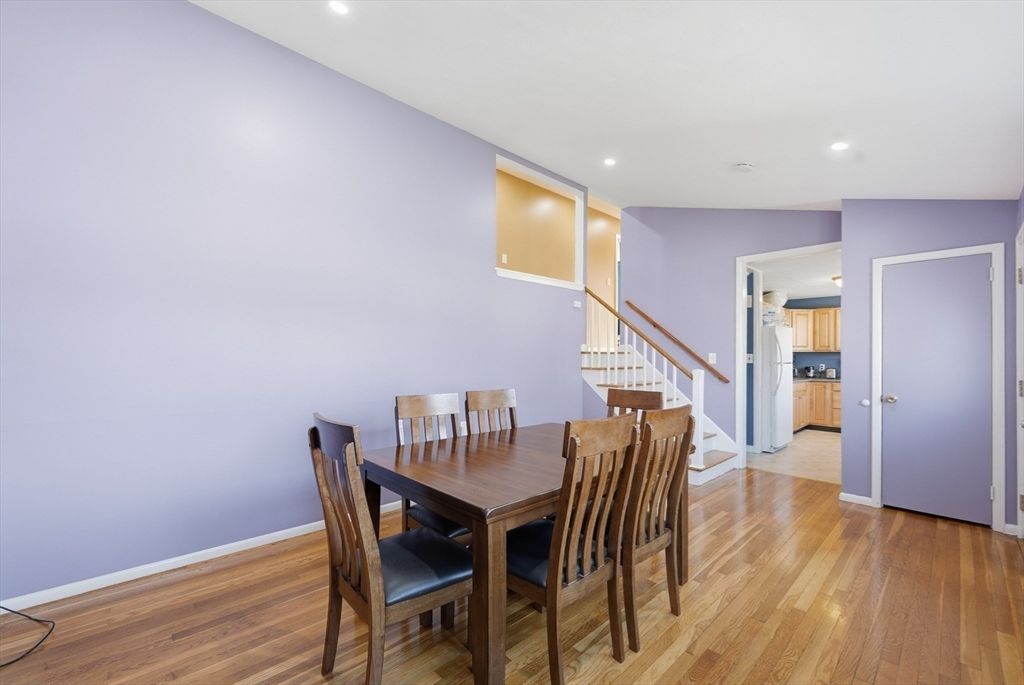 Dining room, Interior, Recessed Lighting, Wood Texture Flooring
