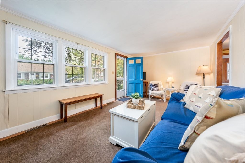 Interior, Living room