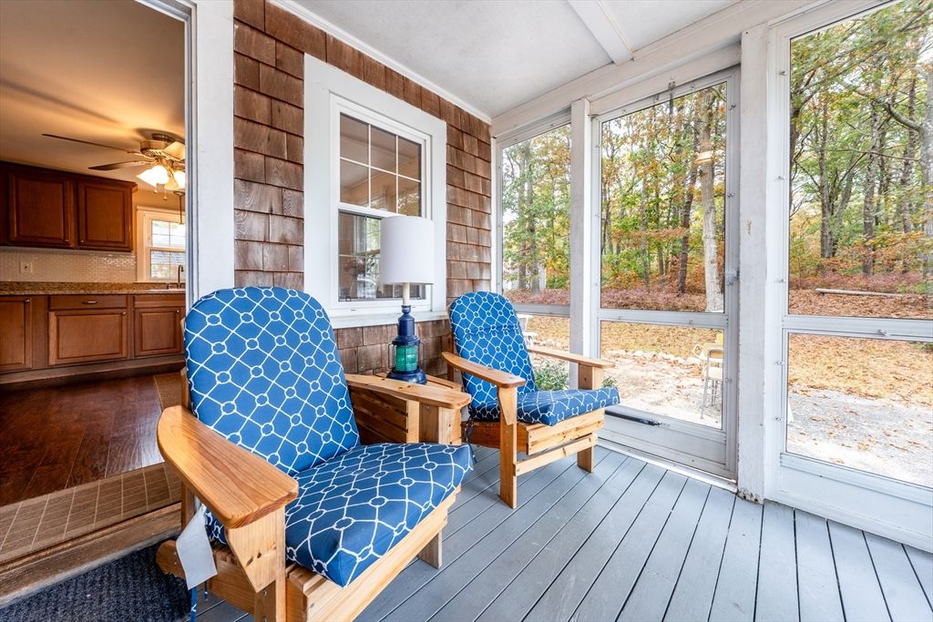 Interior, Sun Room, Wood Texture Flooring