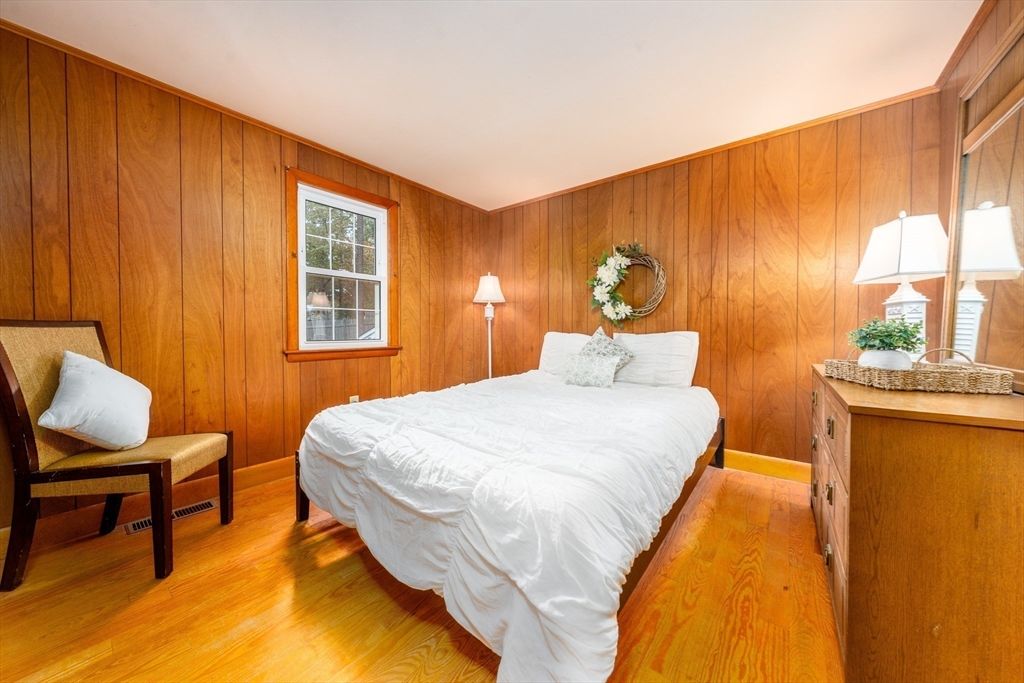 Bedroom, Interior, Wood Texture Flooring, Wooden Walls