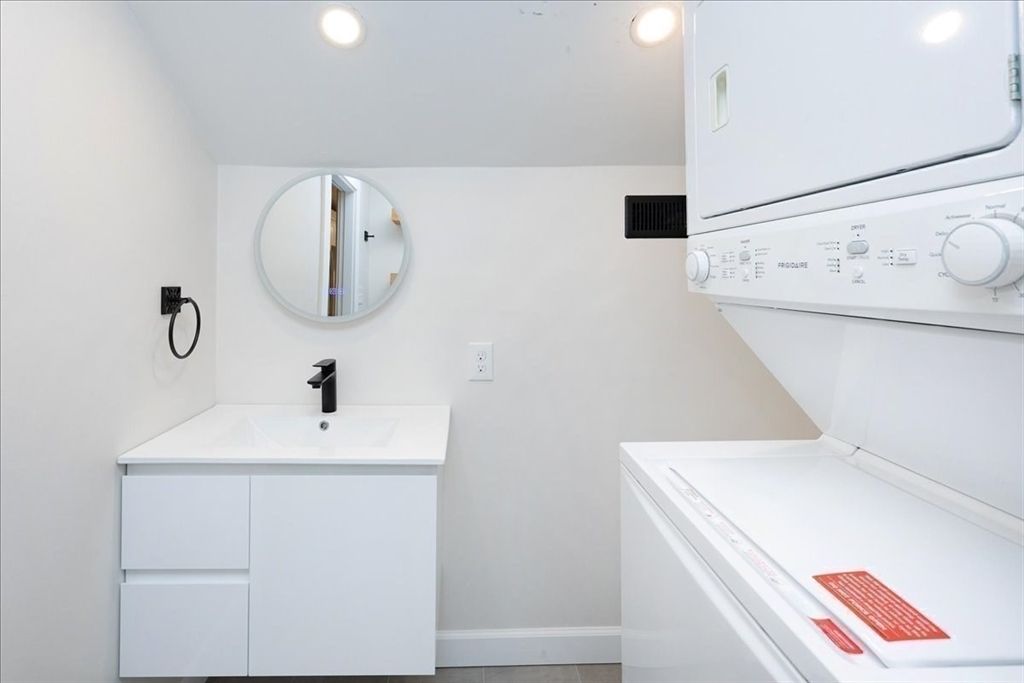 Bathroom, Interior, Recessed Lighting, Utility Closets, Washer