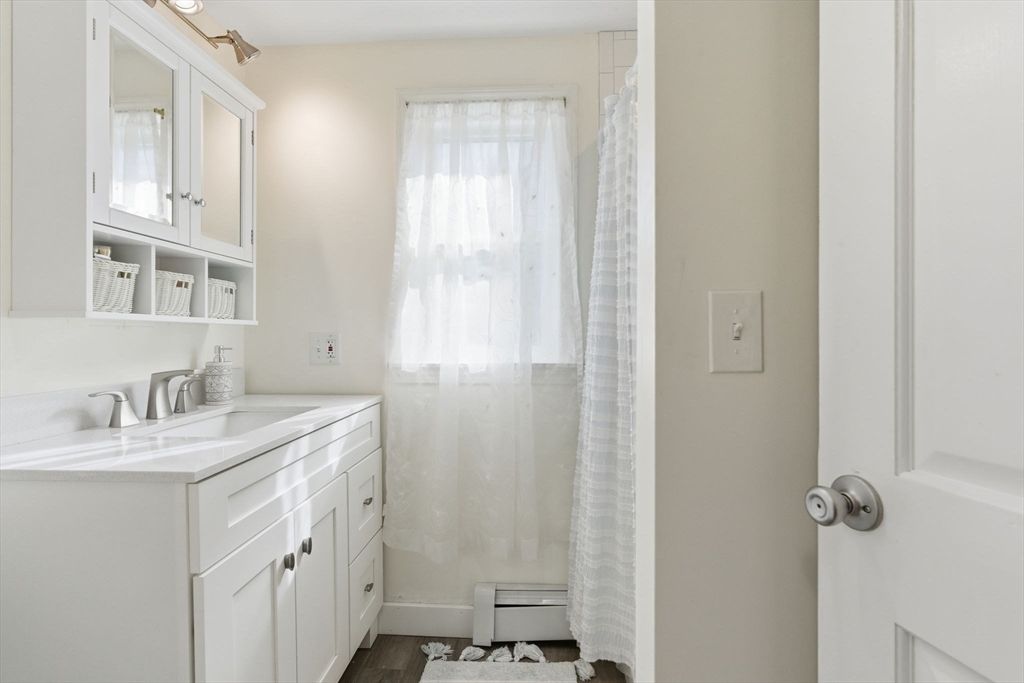 Bathroom, Interior, Wood Texture Flooring