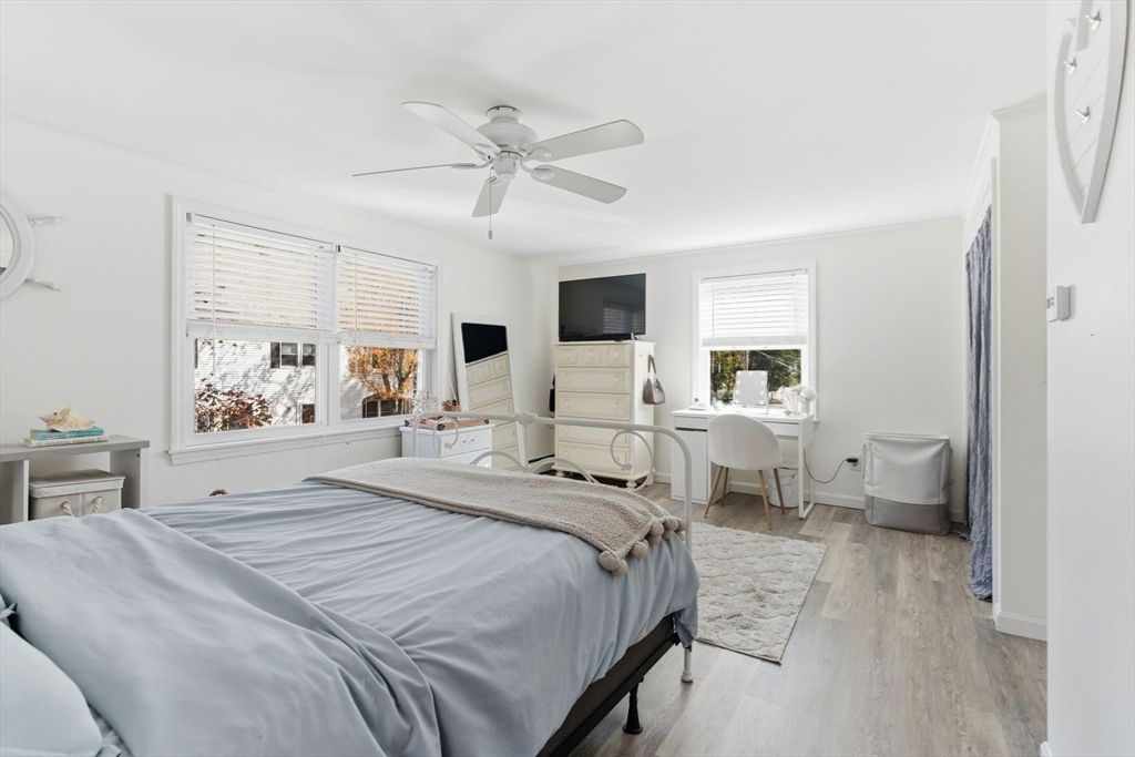 Bedroom, Home Office, Interior, Wood Texture Flooring