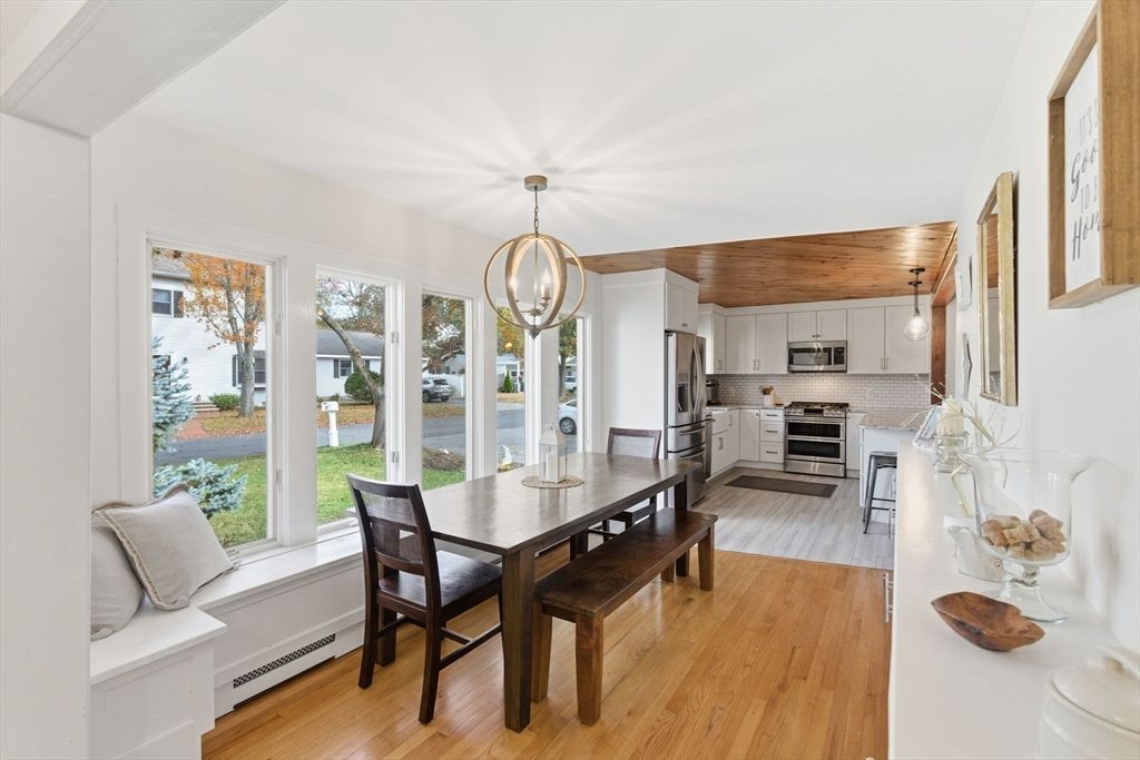 Dining room, Interior, Kitchen, Pendant Lights, Stainless Steel Appliances, Water, Wooden Ceilings, Wood Texture Flooring