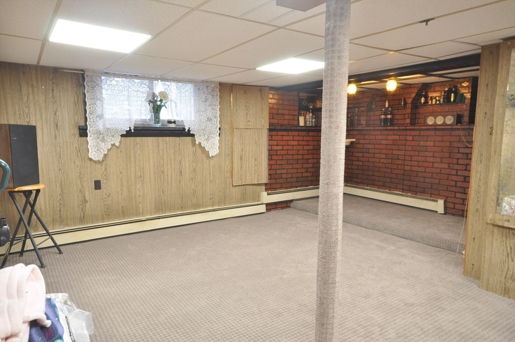 Empty room, Interior, Stone Walls, Wooden Walls