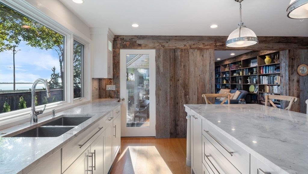 Interior, Kitchen, Pendant Lights, Recessed Lighting, Water, Wood Texture Flooring