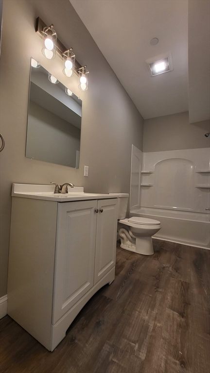 Bathroom, Dual Sink Vanities, Interior, Wood Texture Flooring