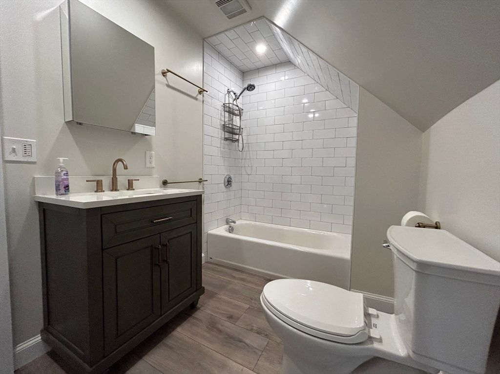 Bathroom, Interior, Recessed Lighting, Wood Texture Flooring