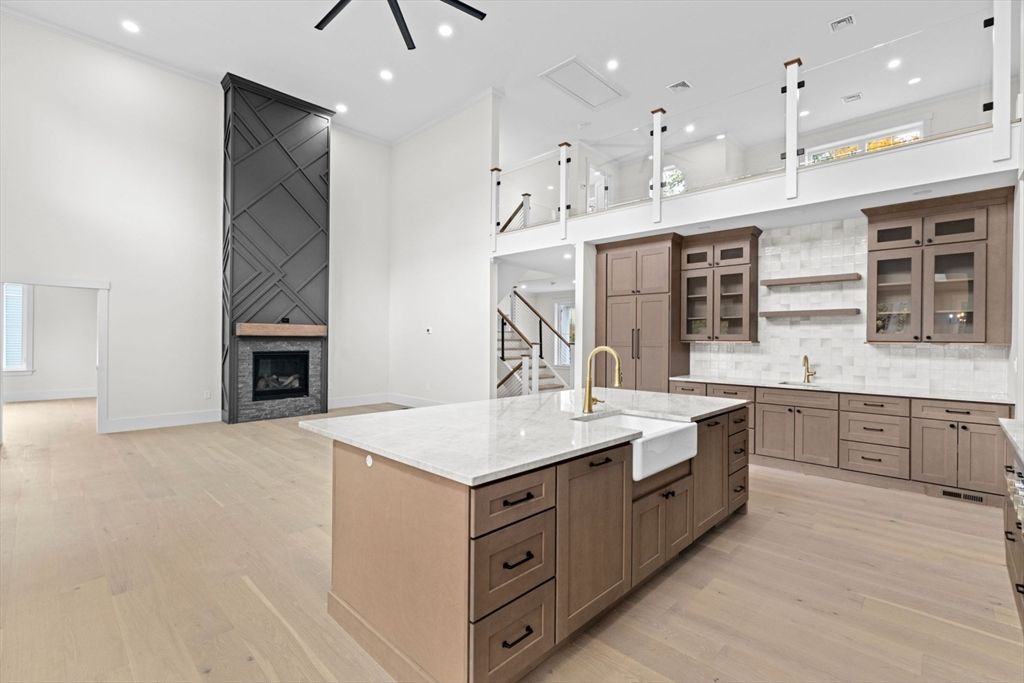 Fireplace, Interior, Kitchen, Recessed Lighting, Wood Texture Flooring